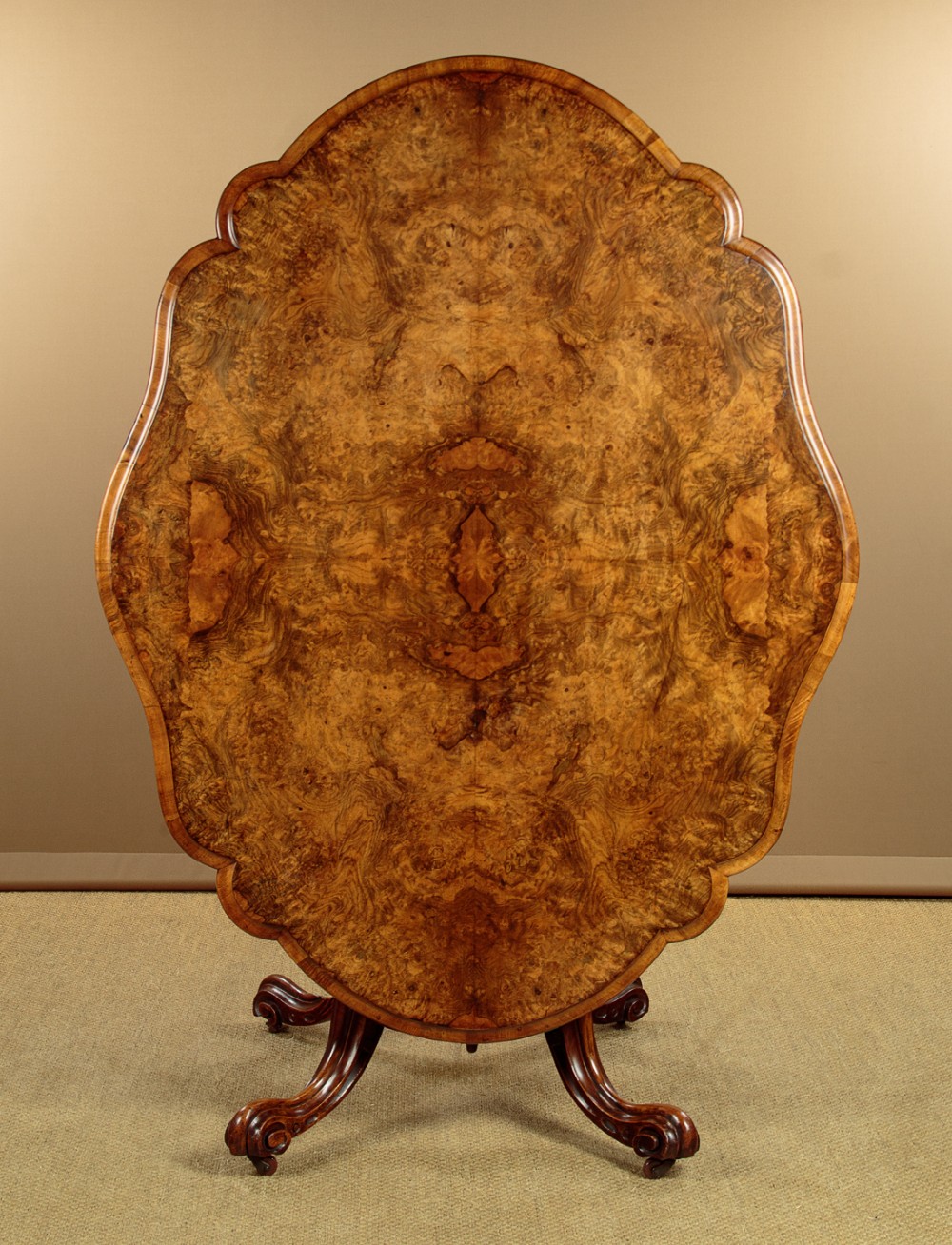 Burr Walnut Pedestal Table c.1860