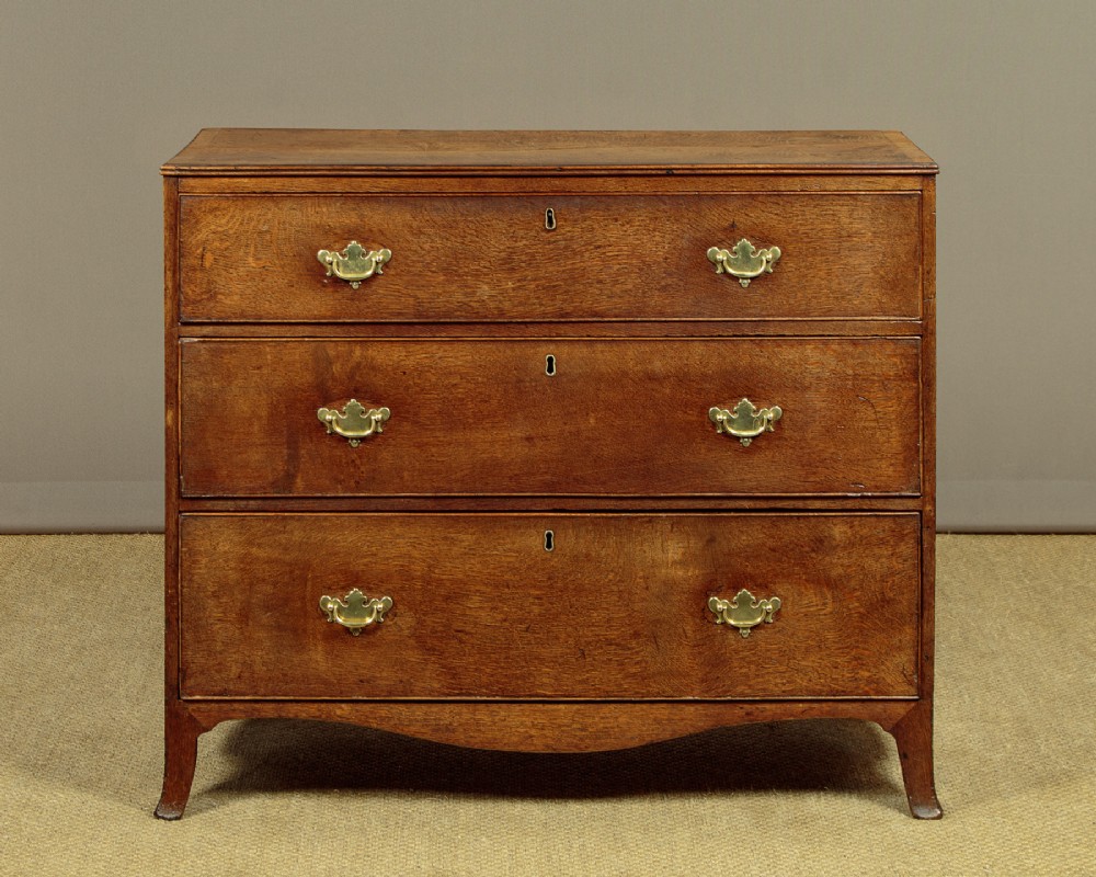 Small Oak Chest of Drawers c.1800