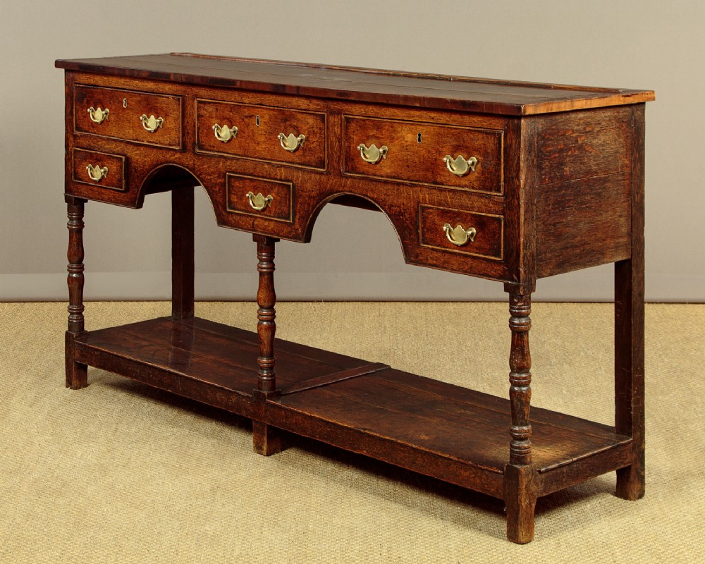 Small Welsh Dresser Base with Potboard c.1810