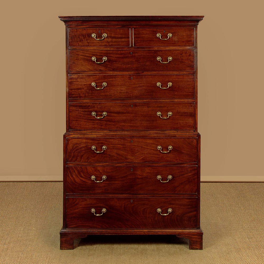 Georgian Mahogany Chest on Chest c.1800
