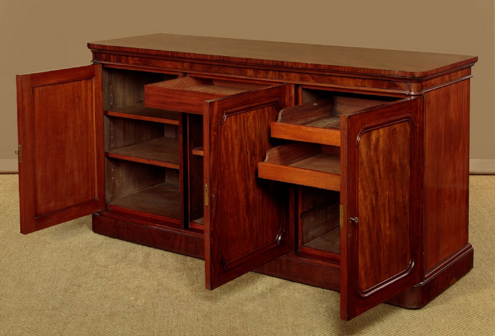 Mahogany Sideboard c.1870 View IV