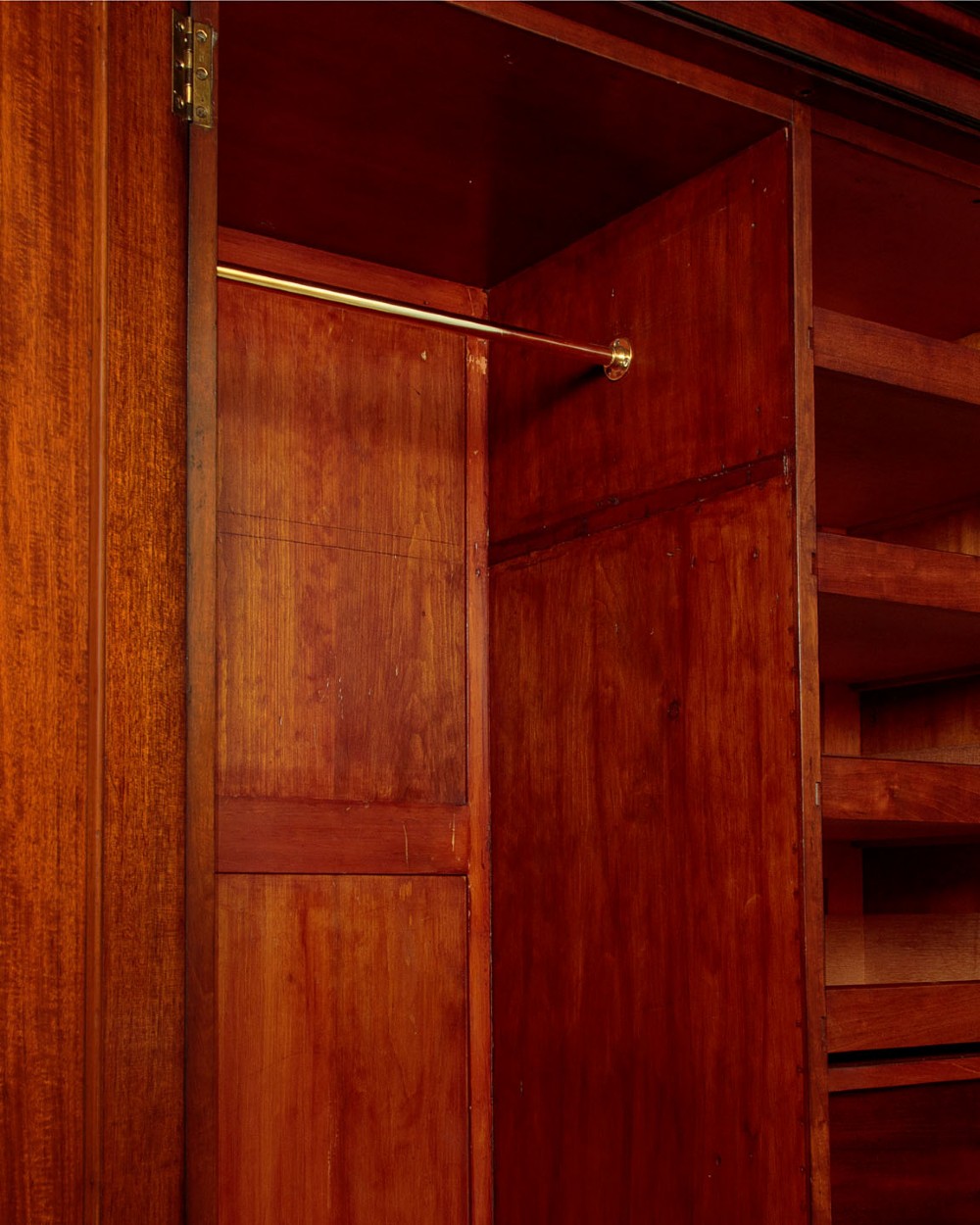 Mahogany Wardrobe by Lamb of Manchester c.1860 View VII
