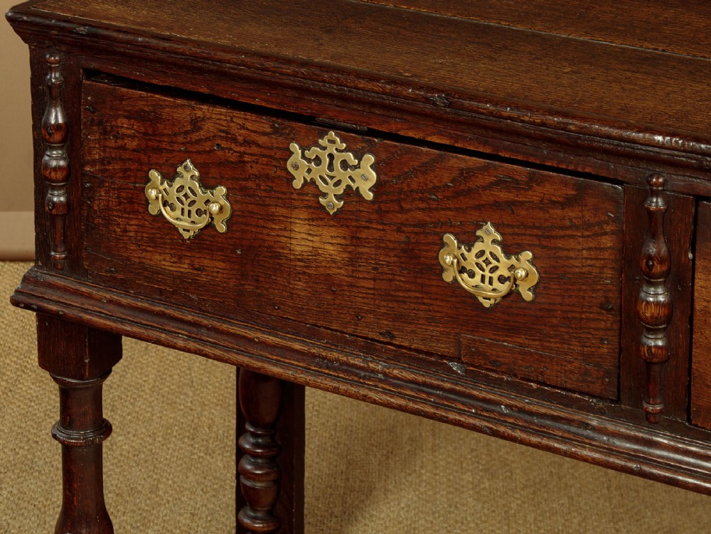 18th.c. Oak Dresser Base c.1740 View VIII