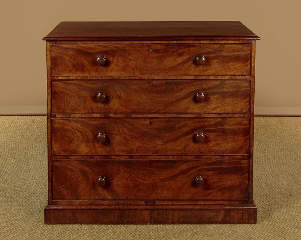 Large Mahogany Gentleman's Chest of Drawers c.1840