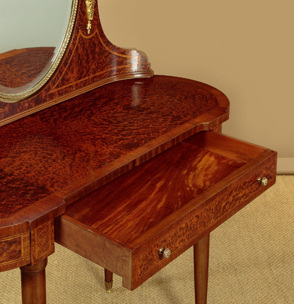 French Amboyna & Gilt Dressing Table c.1930 View X