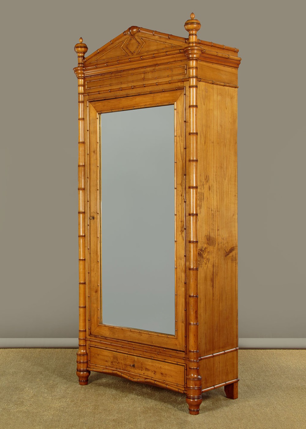 Alternate View