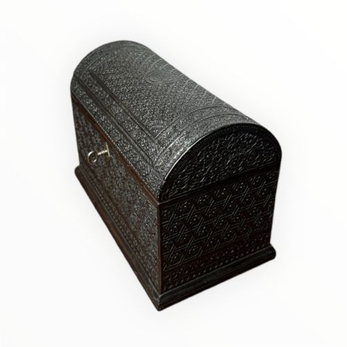 EXQUISITE 19TH CENTURY DOMETOP EBONY INDIAN JEWELLERY BOX - ADDITIONAL PHOTO 5