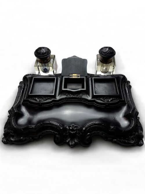 19THCENTURY EBONY INKWELL WITH INTRICATE CARVING - ADDITIONAL PHOTO 4