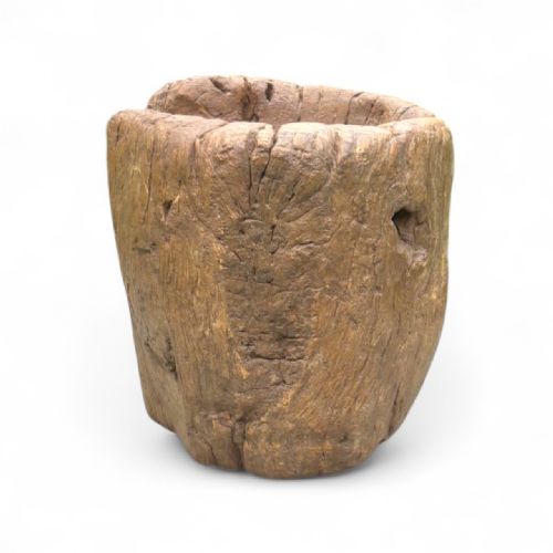 FINE LARGE 19THCENTURY HANDCARVED CHINESE ELM MORTAR - ADDITIONAL PHOTO 1