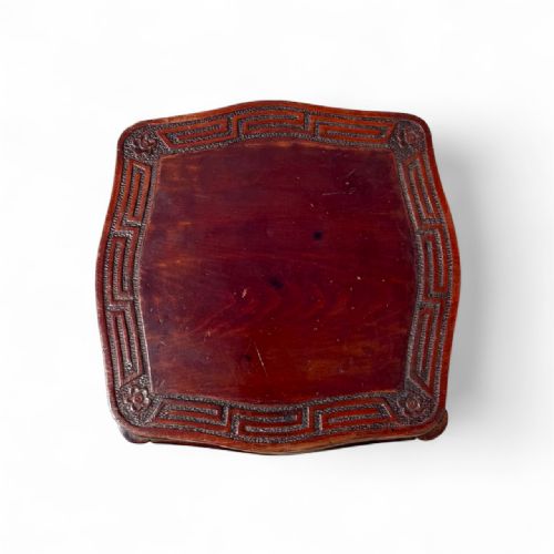FINE TRADITIONAL CHINESE CARVED HARDWOOD TORCHRE STAND - ADDITIONAL PHOTO 3