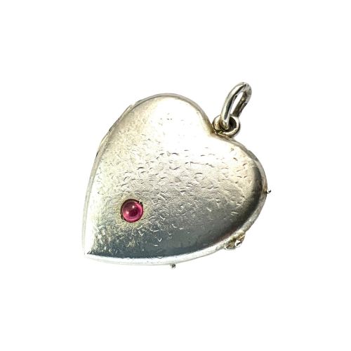 ANTIQUE SILVER HEART DOUBLE PHOTOGRAPH LOCKET PENDANT