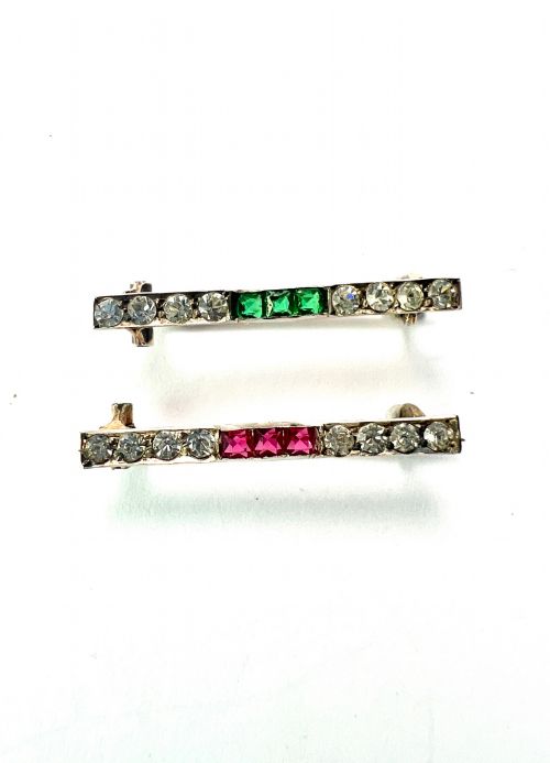 PAIR OF SMALL ART DECO RUBY AND EMERALD PASTE BROOCHES - ADDITIONAL PHOTO 2