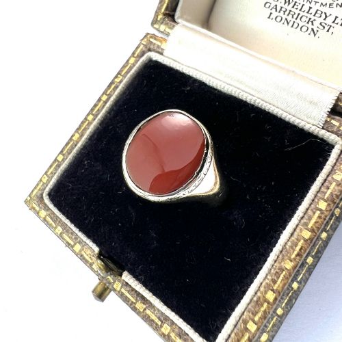 1939 Vintage 9ct Gold Carnelian Jasper Solitaire Gold Signet Ring
