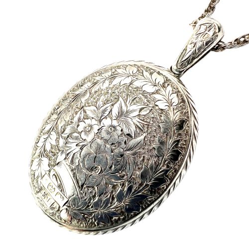1880 Antique Victorian Large Silver Locket