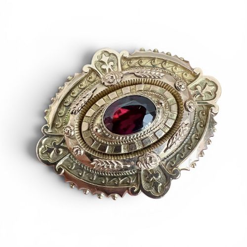 LARGE VICTORIAN GOLD GARNET ETRUSCAN REVIVAL LOCKET BROOCH