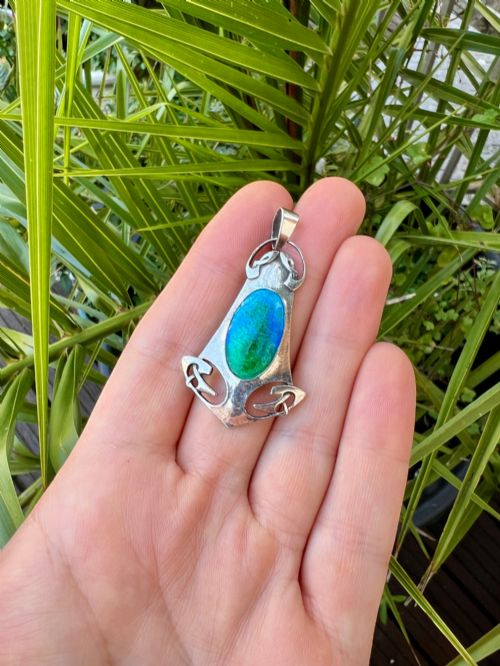 ART NOUVEAU MURRLE BENNETT FOR ARCHIBALD KNOX LIBERTY ARTS AND CRAFTS PENDANT - ADDITIONAL PHOTO 6