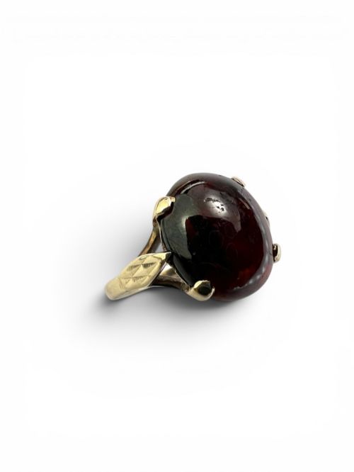 VINTAGE 9CT GOLD GARNET CABOCHON RING - ADDITIONAL PHOTO 3