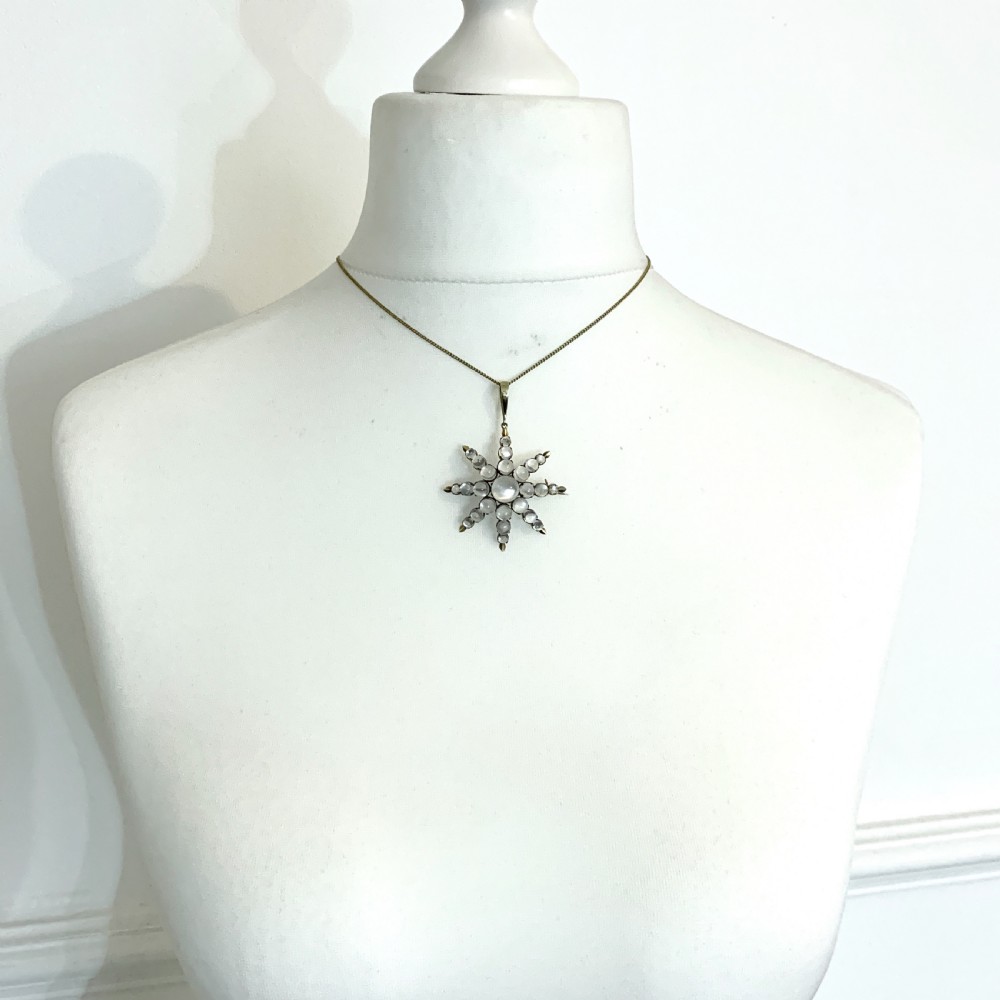 Victorian 9CT Gold Moonstone Cabochon Star Pendant/Brooch View IX