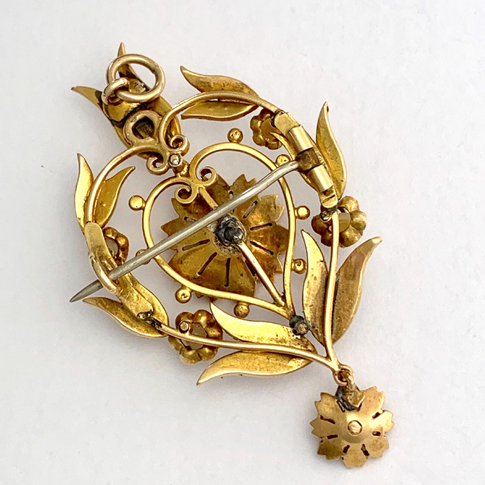 Edwardian 15CT Gold Seed Pearl Flower Pendant/Brooch View II