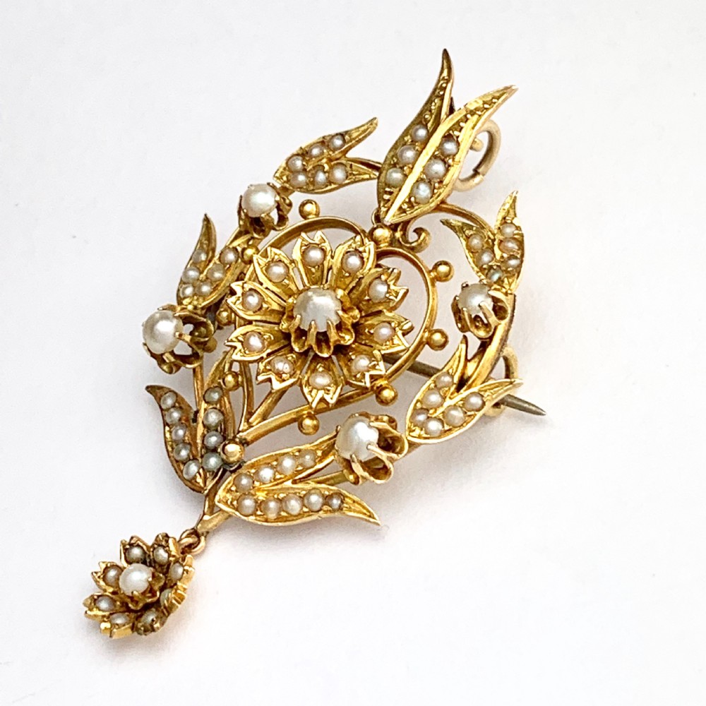 Edwardian 15CT Gold Seed Pearl Flower Pendant/Brooch View V