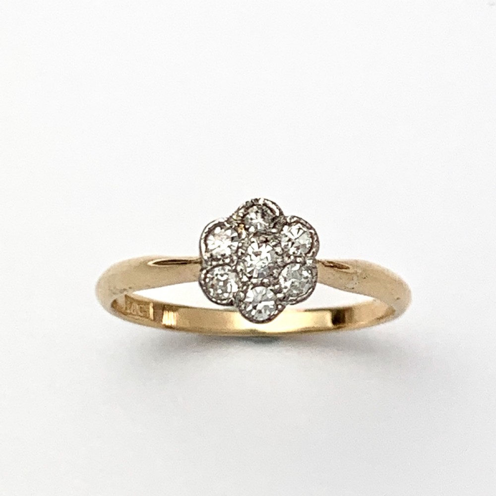 18CT Gold Diamond Daisy Cluster Engagement Ring View VII