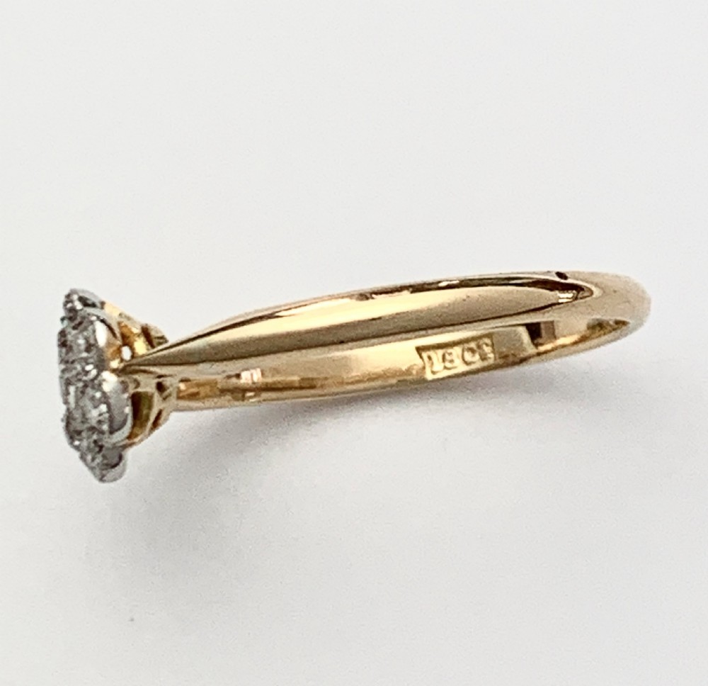 18CT Gold Diamond Daisy Cluster Engagement Ring View IX