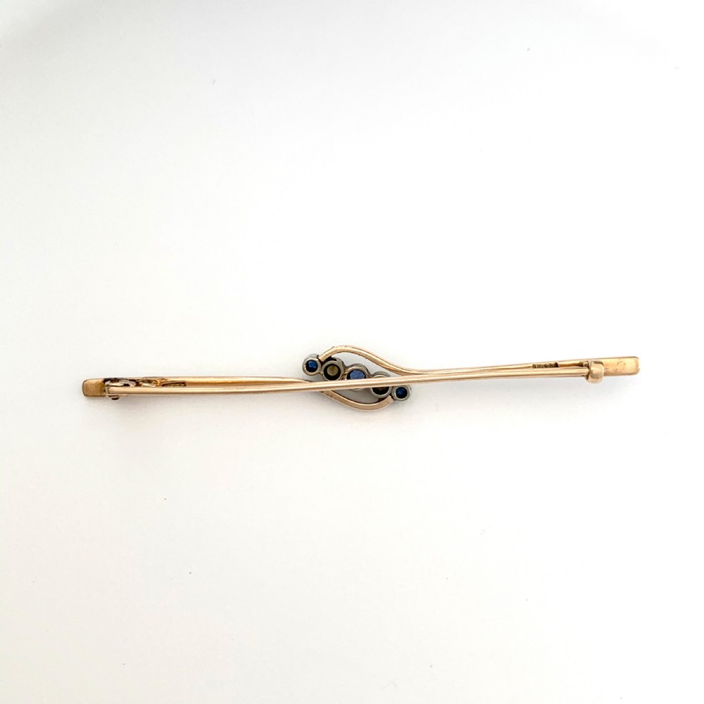 Art Deco 15CT Gold Sapphire and Seed Pearl Brooch View II