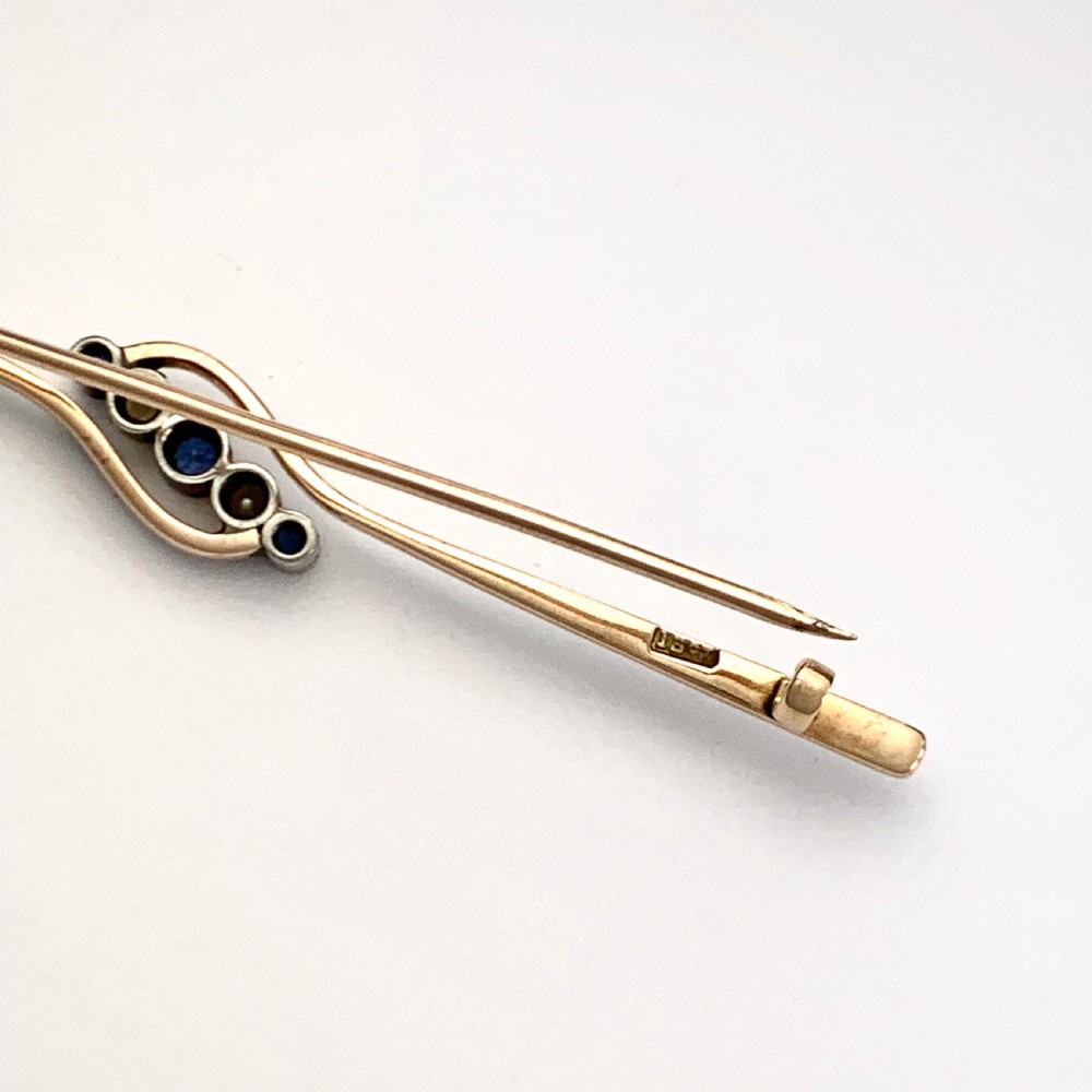 Art Deco 15CT Gold Sapphire and Seed Pearl Brooch View IV