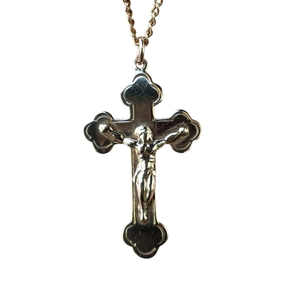 • Vintage 9CT Gold Crucifix Cross Pendant Necklace