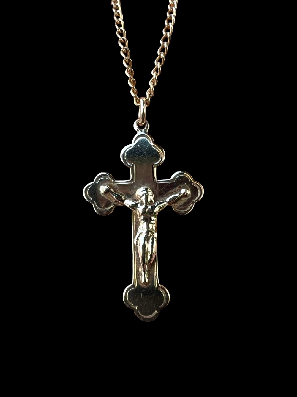 • Vintage 9CT Gold Crucifix Cross Pendant Necklace View IV
