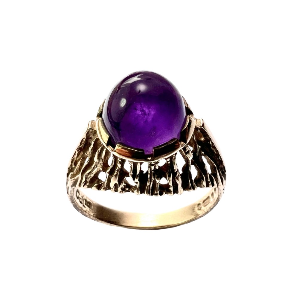 1968 Vintage Amethyst Solitaire 9CT Gold Brutalist Ring