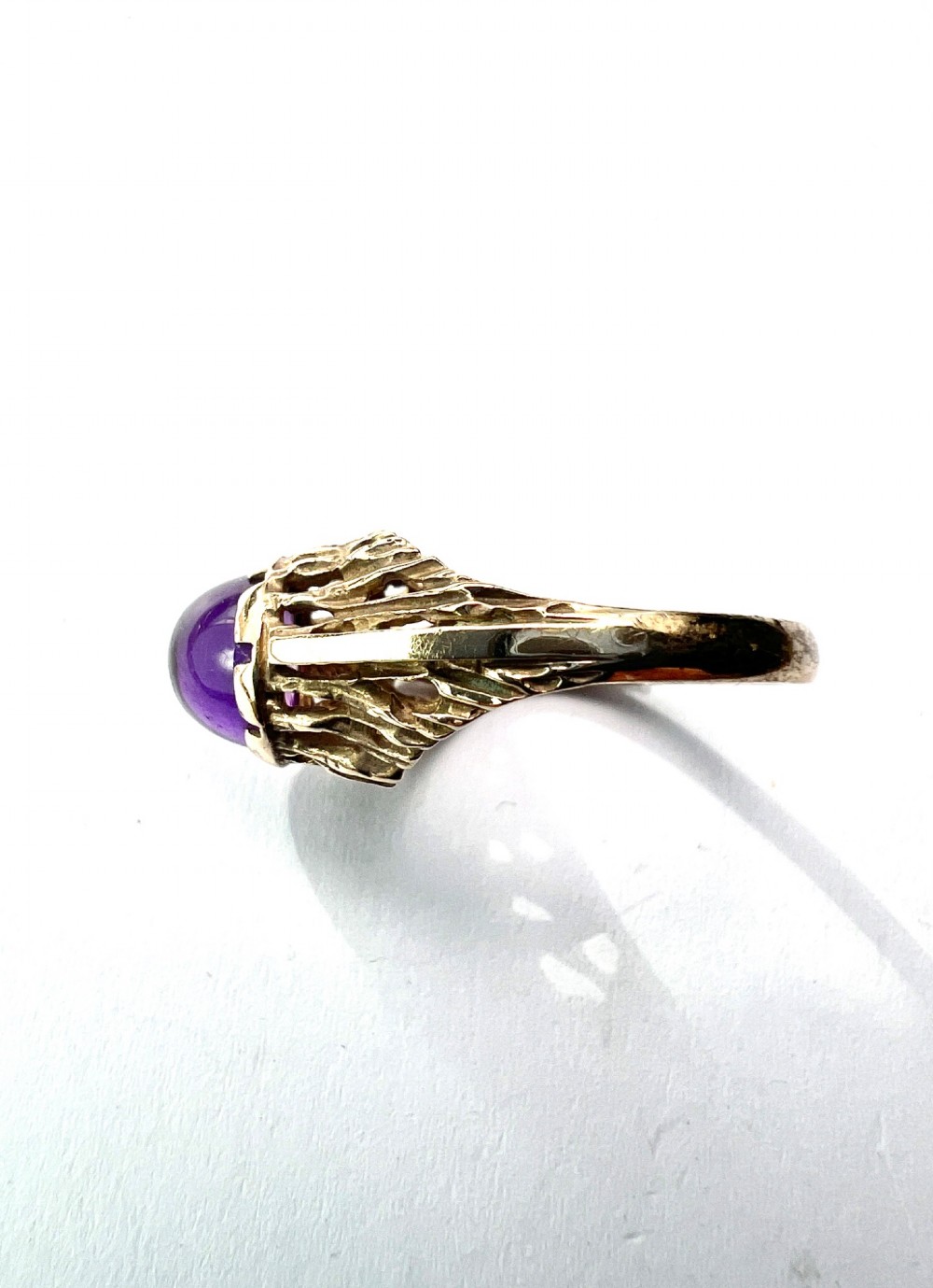 1968 Vintage Amethyst Solitaire 9CT Gold Brutalist Ring View VIII