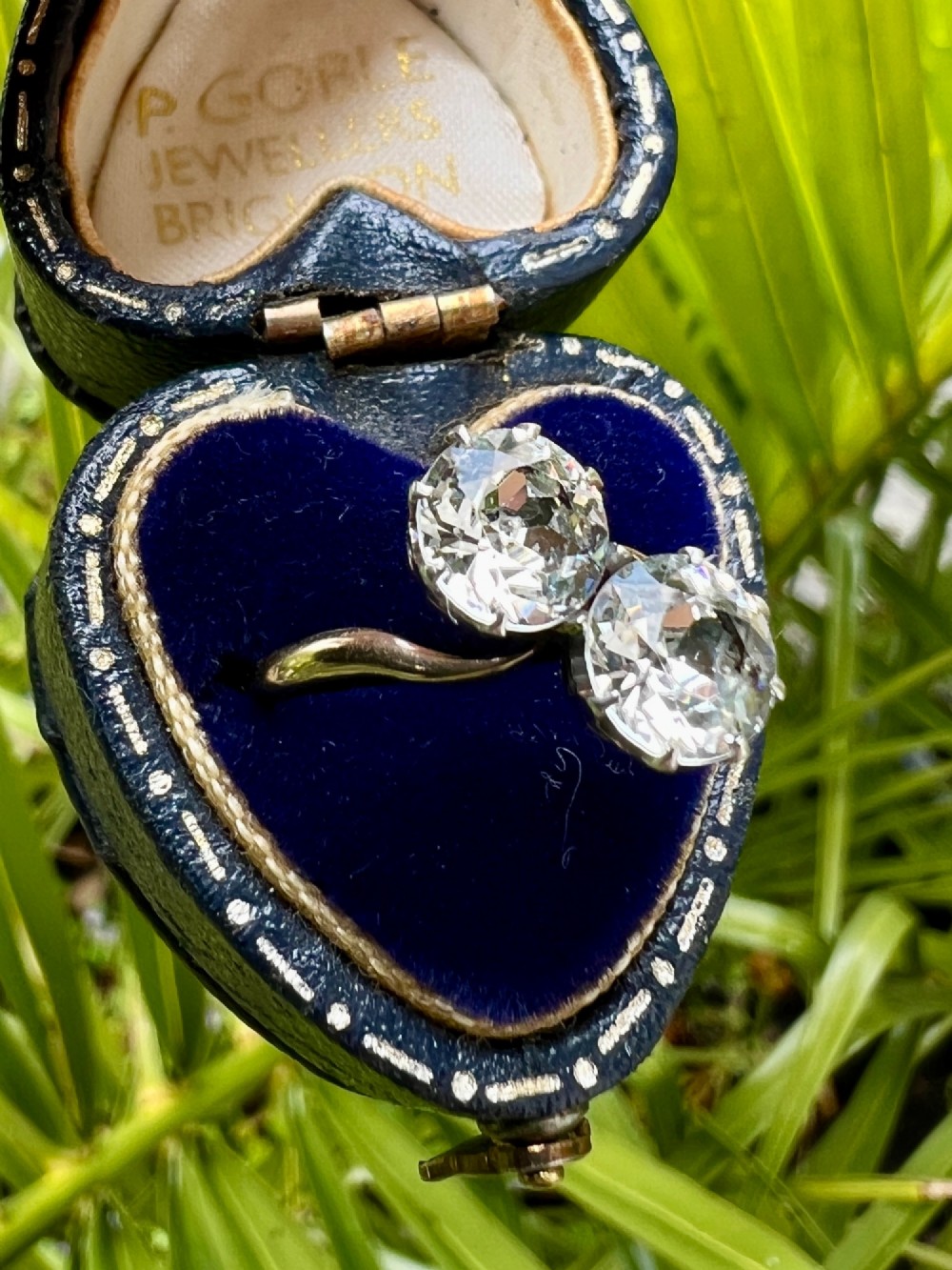 Vintage Gold and Silver Ciro Toi et Moi Crossover Ring View VII