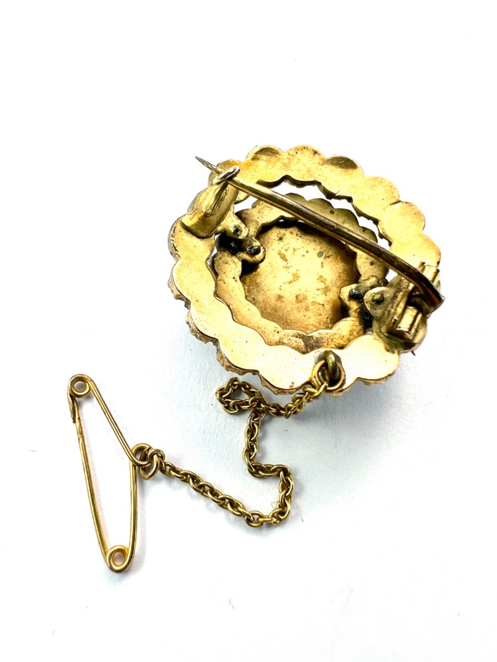 Victorian Bohemian Garnet Cluster Brooch View V