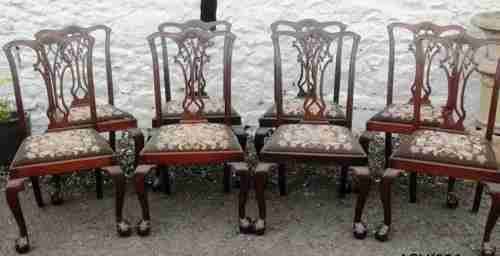 Quality Set of 8 Late Victorian Mahogany Chippendale Style Superbly Carved Dining Chairs