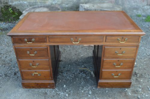 1920s Mahogany Pedastal Desk