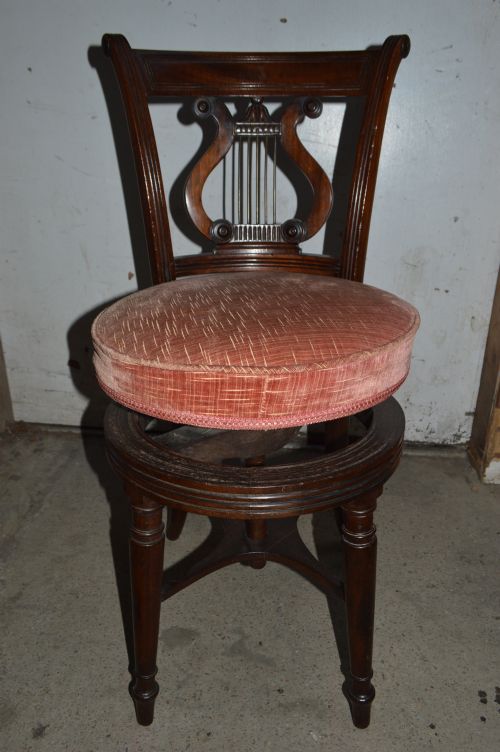 An Rare Early 19th Century Adjustable Cellist Chair