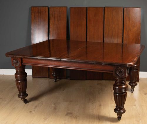 Large 12ft Victorian Mahogany Extending Dining Table.