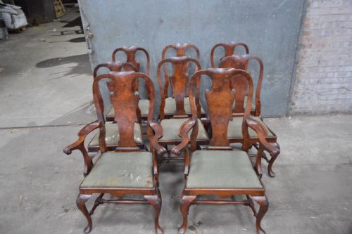 RARE SET OF EIGHT GEORGE II BURR WALNUT DINING CHAIRS - ADDITIONAL PHOTO 5