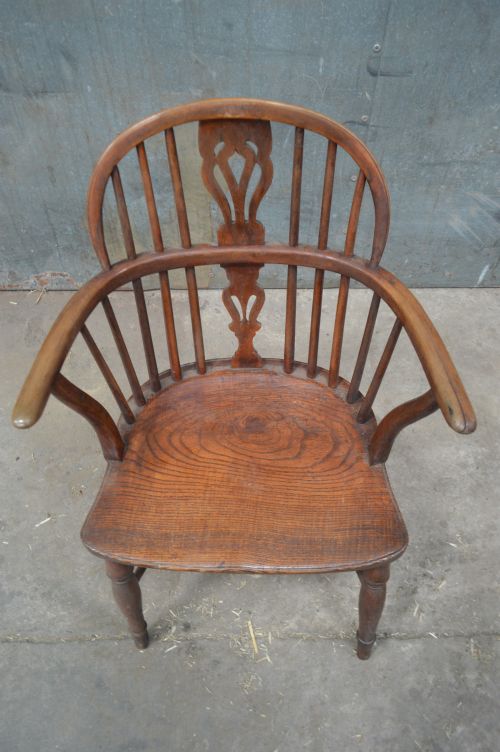 VICTORIAN LOW BACK WINDSOR CHAIR - ADDITIONAL PHOTO 3