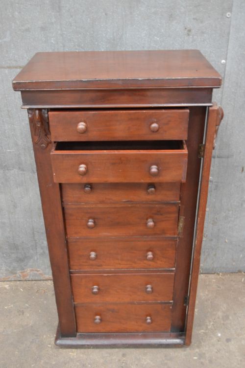 VICTORIAN WELLINGTON CHEST - ADDITIONAL PHOTO 2