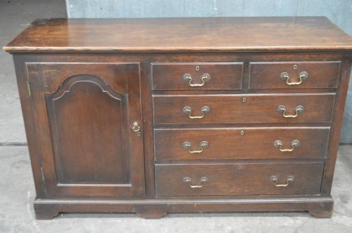 18THCENTURY OAK OPENBACKED PLATERACK DRESSER - ADDITIONAL PHOTO 1