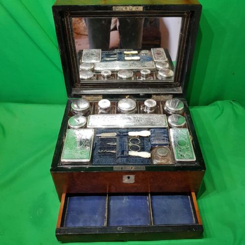 Victorian Burr Walnut Ladies Travelling Set.