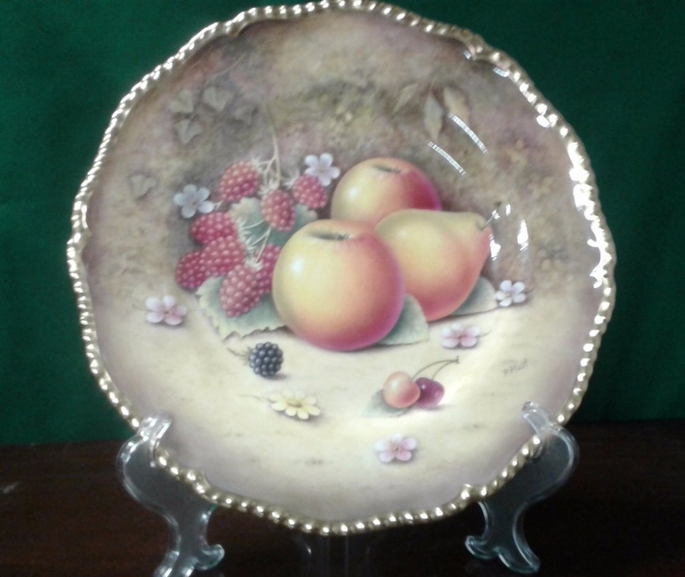 Worcester Fruits large cabinet plaque. Artist P Platt