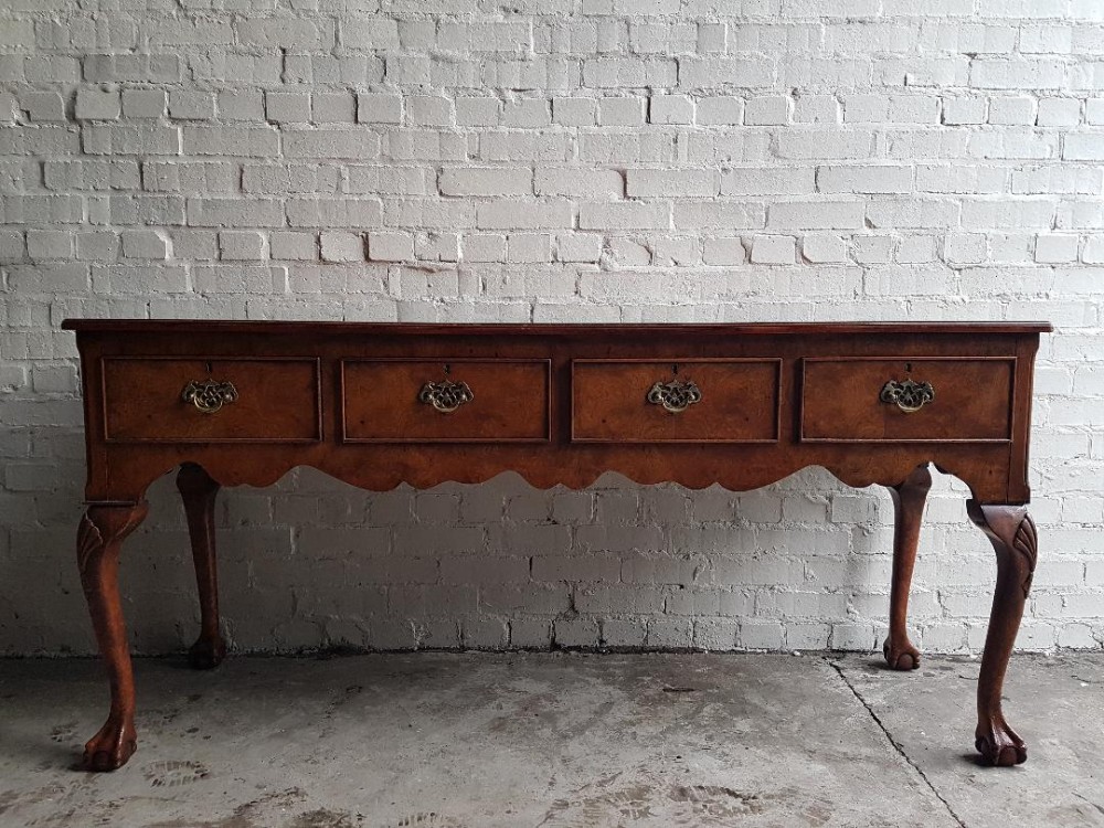 18th-century style Burr Elm four Drawer Dresser.