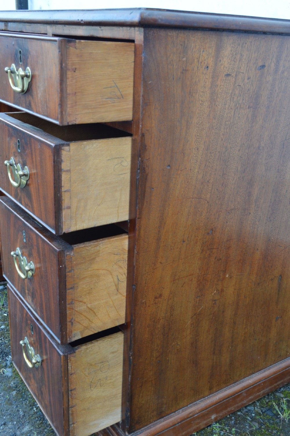 Georgian 18th century Mahogany Kneehole desk View III