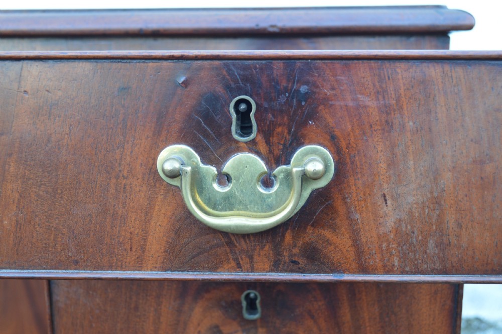 Georgian 18th century Mahogany Kneehole desk View IV