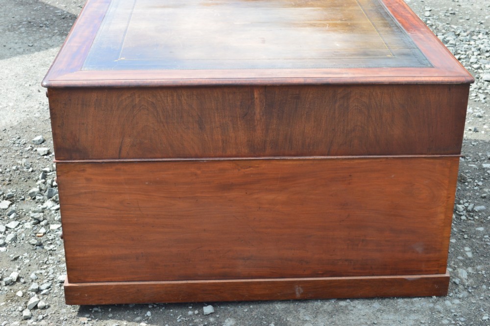 Georgian style 19th century mahogany partners desk. View III