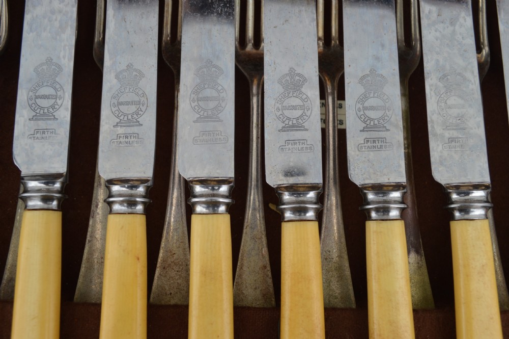 Bone handle sheffield steel cutlery case on stand View IV