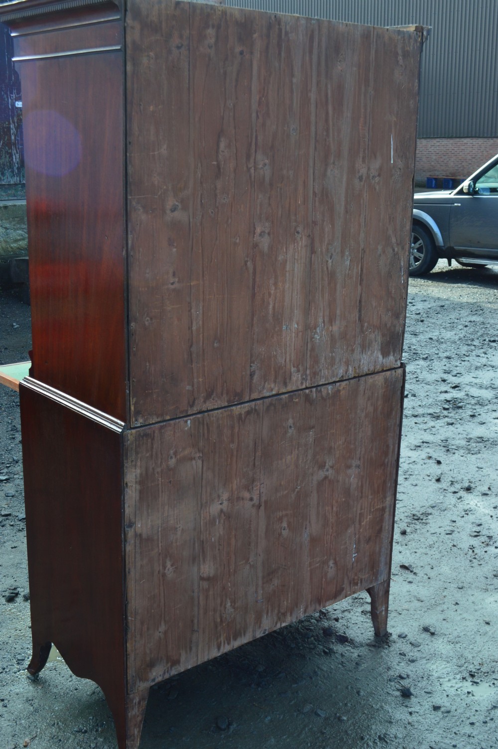 George III mahogany chest on chest with pullout slide View V